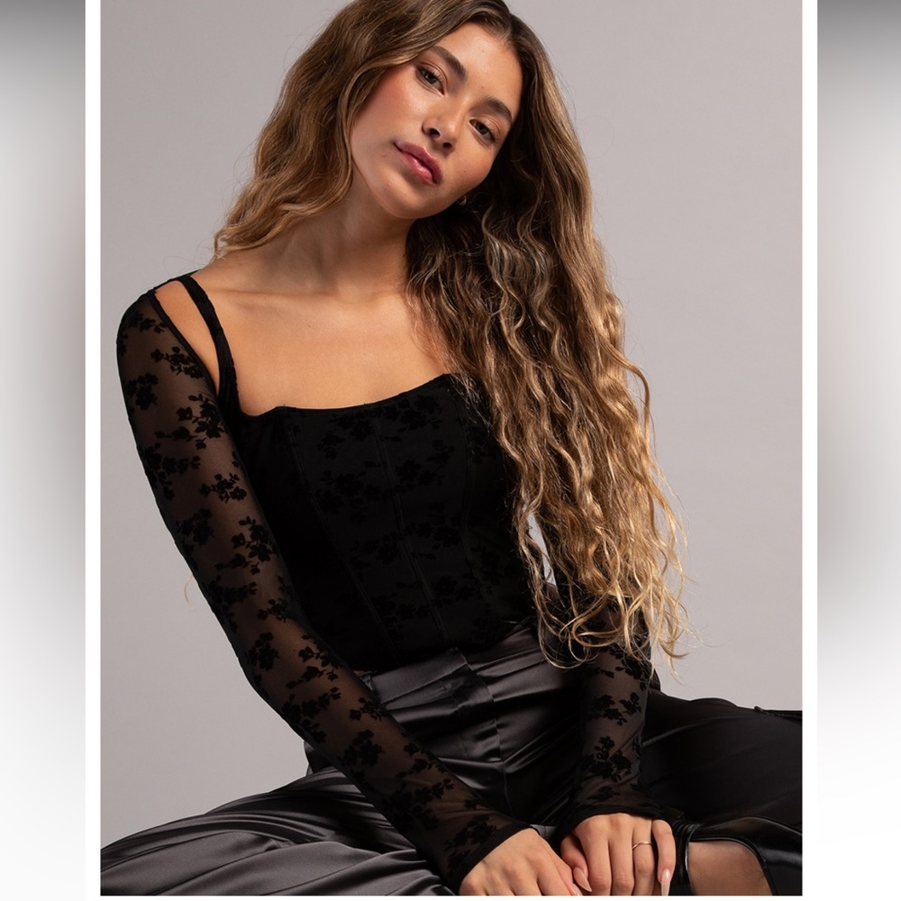 WEST OF MELROSE Flocked Corset Shrug.